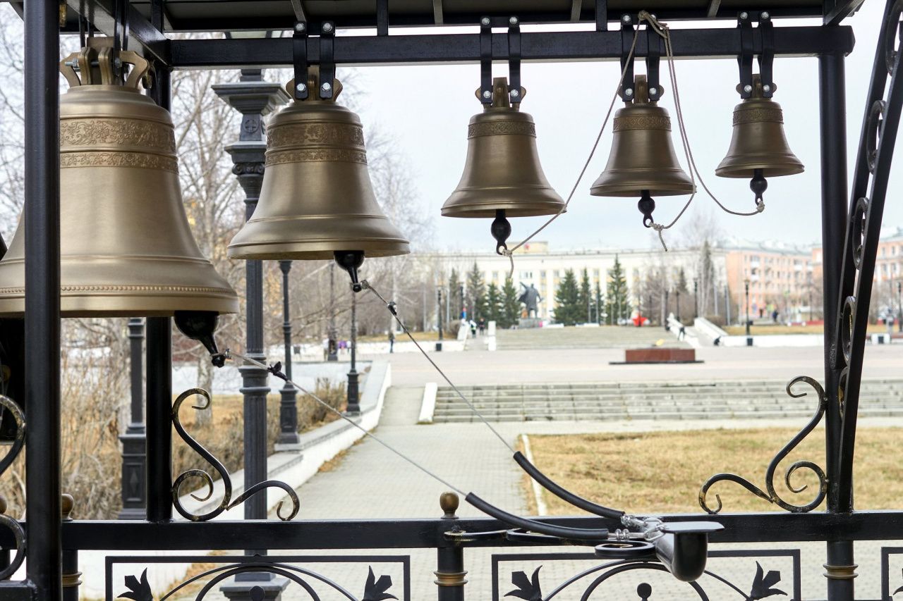 В Сарове колокол подарок Путина