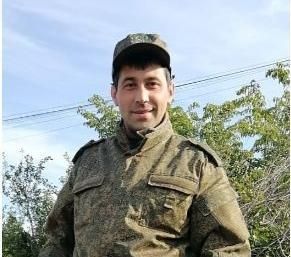 «Вот, приехал…». Похоронили погибшего на СВО, который воспитывал пятерых детей