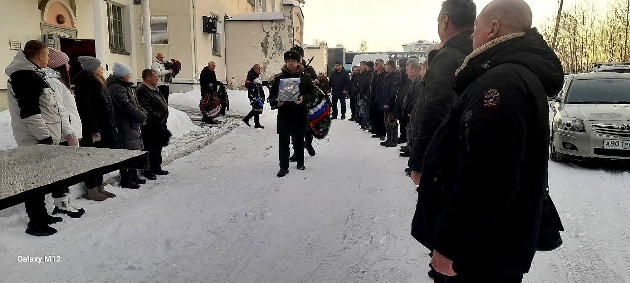 Похоронили контрактника из Краснотурьинска, погибшего под Авдеевкой