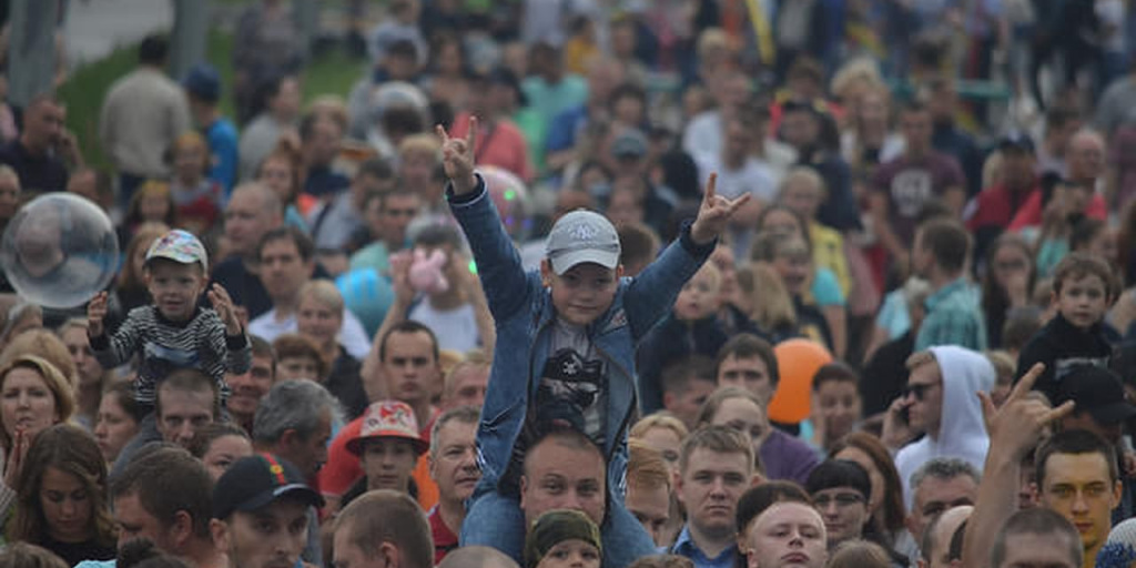 День металлурга краснотурьинск
