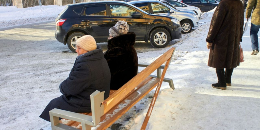 клипы вечером на лавочке. прогулка в парке влюбленных. вечерняя фотосессия в городе. клипы вечером на лавочке. скамейка в парке.