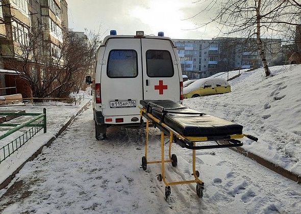 «Даже не хватает и 400 тысяч рублей». Медики озвучили, сколько стоит лечение одного больного ковидом
