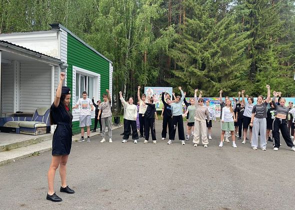 «Зарядка со стражем порядка» прошла в «Восходе»