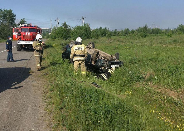 Возле ЛПУ перевернулся ВАЗ. Пострадавший в больнице