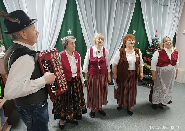 «Хоффнунг» исполнил рождественские песни на празднике в Краснотурьинской организации ВОС