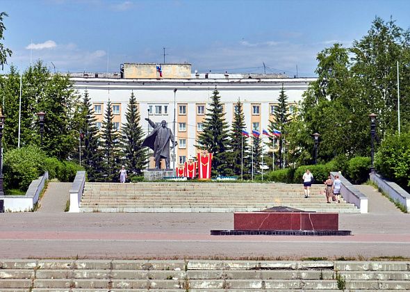Перед Днем города на городской площади наведут порядок