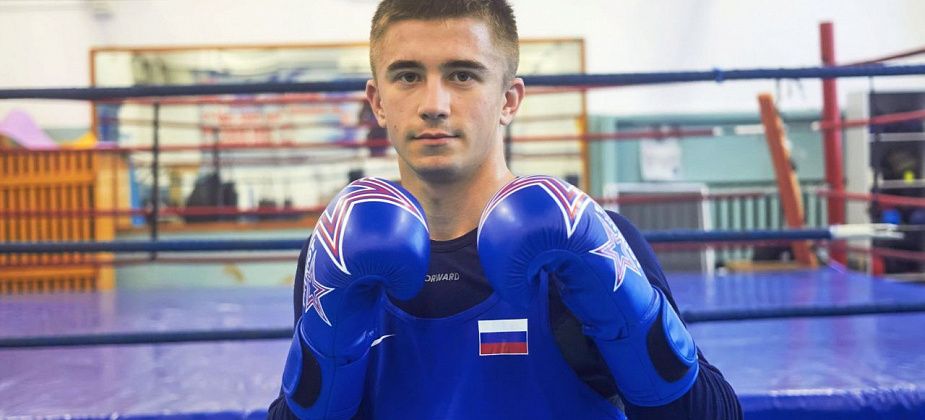 Максим Шумов завоевал бронзу чемпионата России по боксу