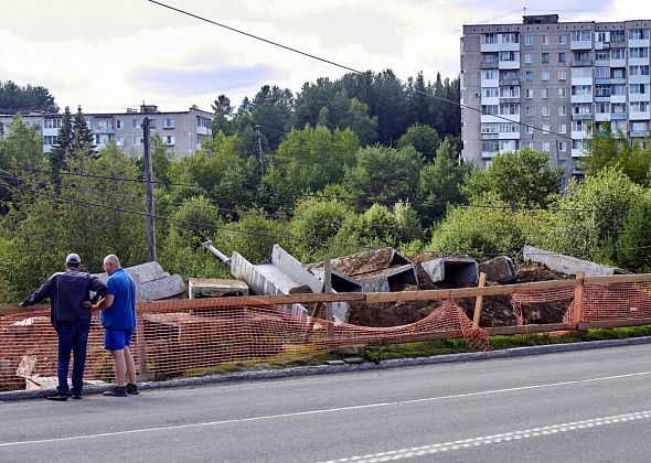 Замглавы прокомментировал ремонт, из-за которого горячая вода в Заречном - не горячая