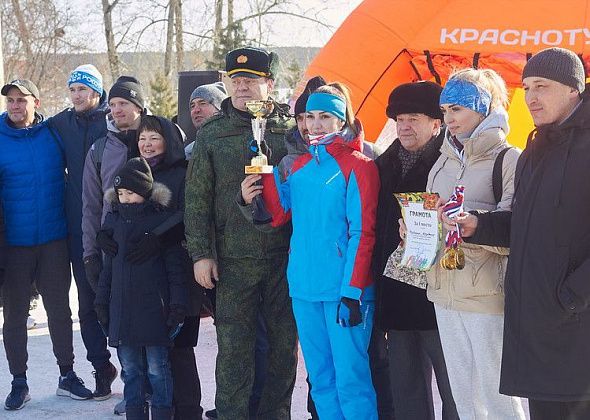 В этом году в военизированной эстафете приняли участие 390 человек
