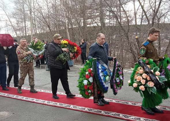 В Краснотурьинске похоронили погибшего на СВО Данила Лоптева
