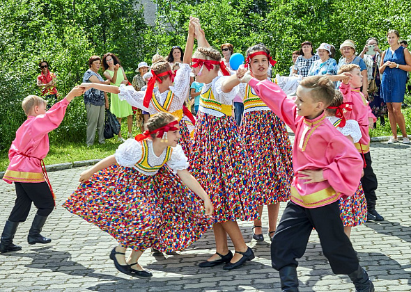 "Доброе лето" онлайн: теплые фото для настроения и акции для неравнодушных