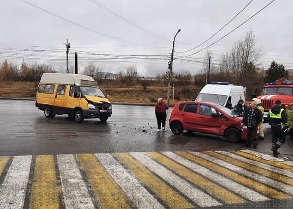 Водитель маршрутки заплатит горожанке 15 тысяч за повреждения груди