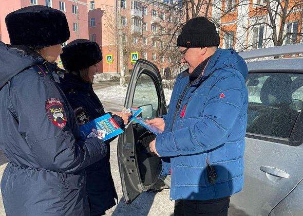 Водителей поздравили с 23 февраля