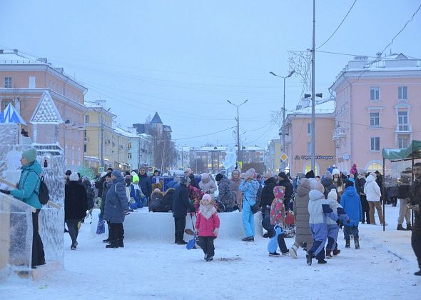 Новогодний городок потребовал еще 100 тысяч 