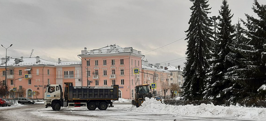 Чистить Краснотурьинск от снега начнут с пяти часов