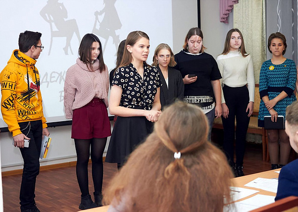 Пятый поэтический баттл побил рекорд по продолжительности. Победителя выбирали 2,5 часа