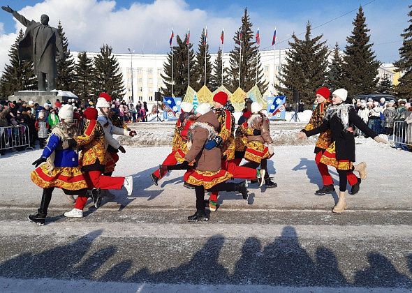 Краснотурьинцы проводили зиму и сожгли чучело