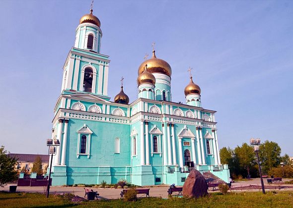 В соборе возобновили прием вещей для нуждающихся