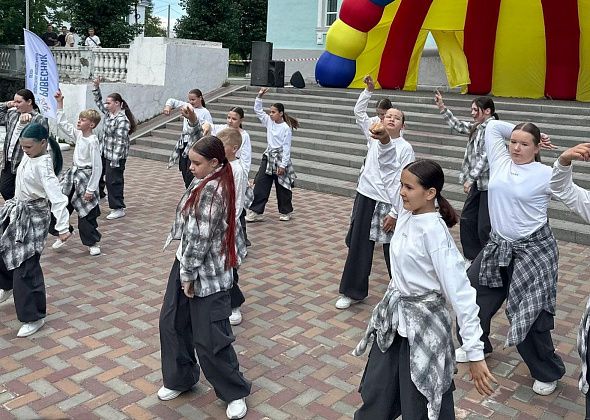 День молодежи Краснотурьинск отметил в Парке влюбленных