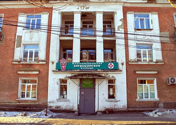 Школьники попробовали себя в роли медсестер  