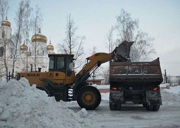 Администрация предупреждает о масштабной уборке снега и просит не парковать автомобили вдоль дорог