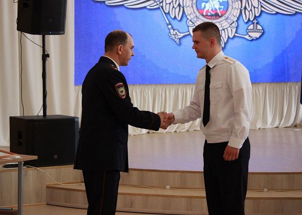 В Краснотурьинске привели к присяге новых сотрудников полиции