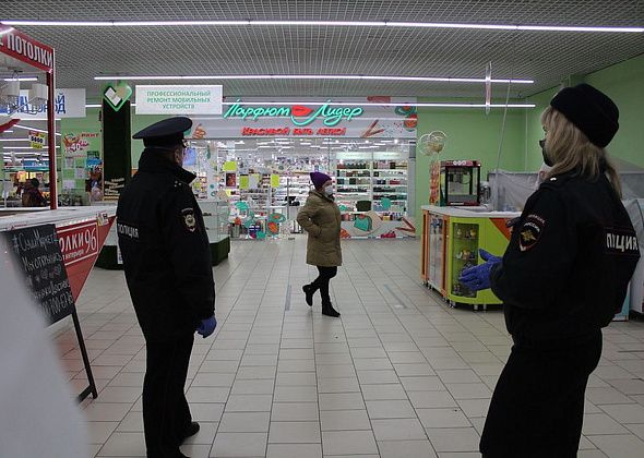 На улицах ходить без маски можно. Не привлекут