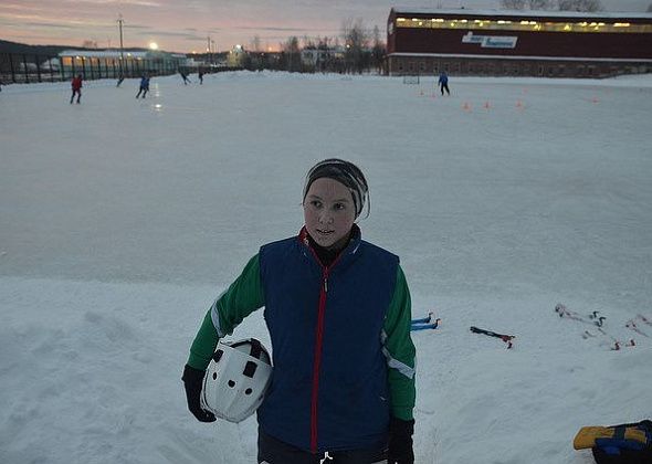 Воспитанница «Маяка» с победы начала выступления на Кубке России по хоккею с мячом