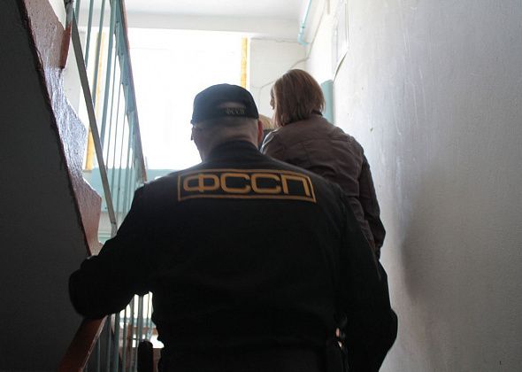 Приставы помогут горожанам консультацией