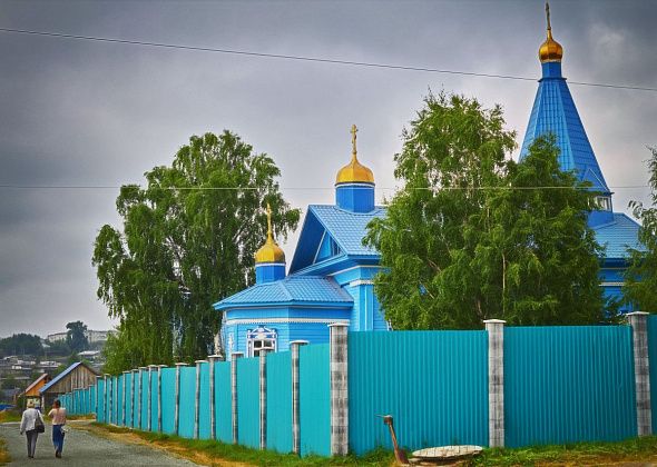 Епархия хочет забрать в собственность старую школу у монастыря