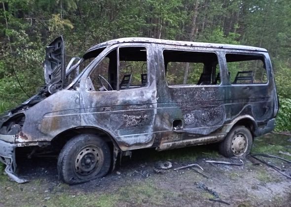 В районе Новостройки сгорел «Соболь» 