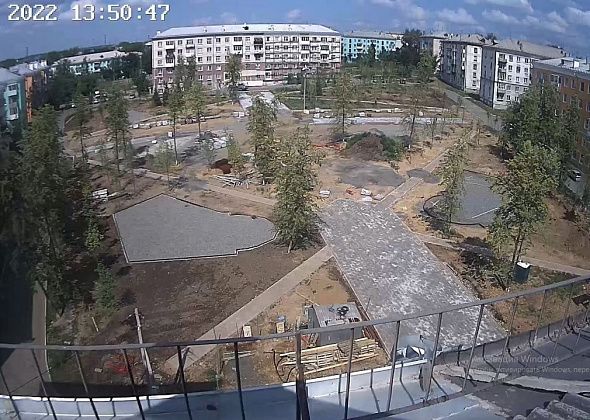 В Тихомировском парке застопорилась укладка плитки