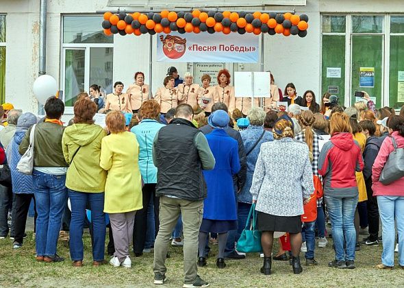 9 Мая у центральной библиотеки горожане будут читать стихи и петь песни о войне