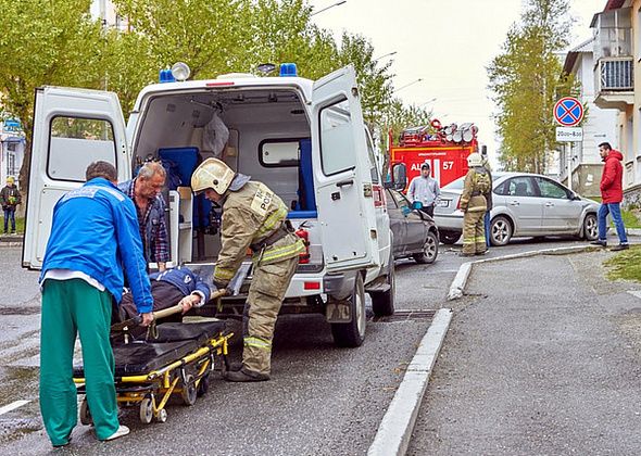 В Краснотурьинске пенсионерка получила перелом ноги в ДТП