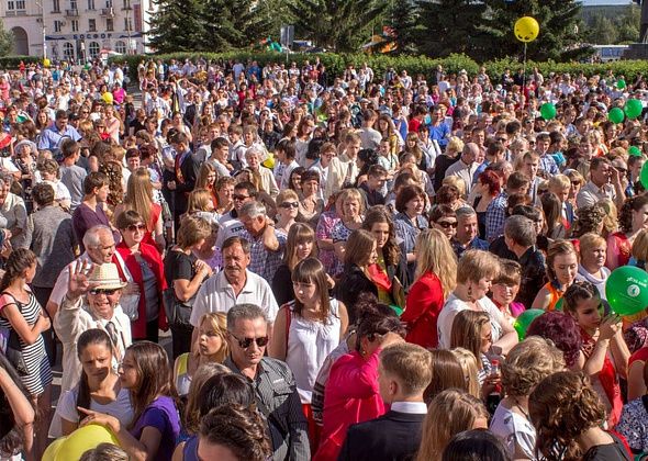 Треть горожан посетит День города, почти столько же – не пойдет