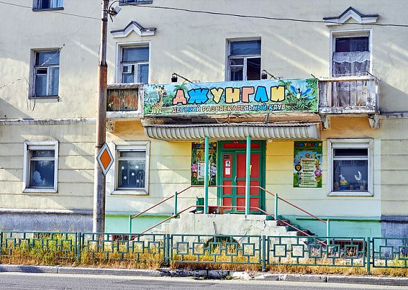 «Понедельников больше не ждем»: как маленький детский клуб в период пандемии выживает на шариках