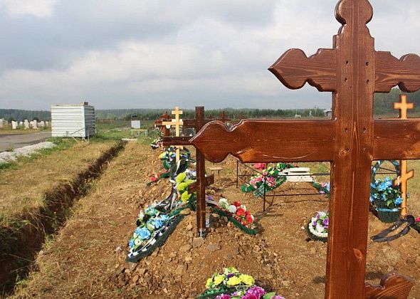 На всех городских кладбищах планируют прибрать весь скопившийся мусор до конца июля