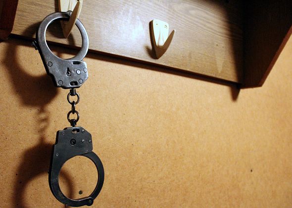 На прошлой неделе сразу две женщины взялись за ножи