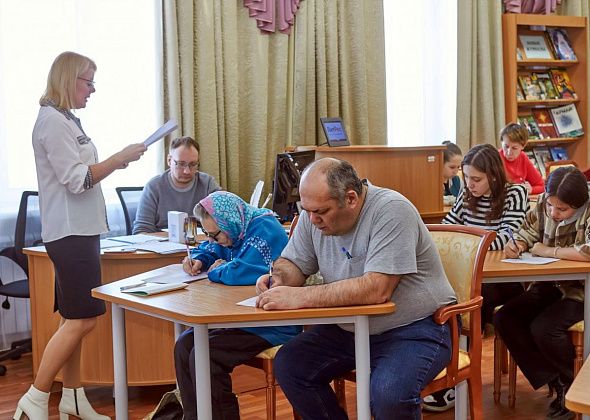 "Русский по средам": в библиотеке проведут курсы по подготовке к "Тотальному диктанту"