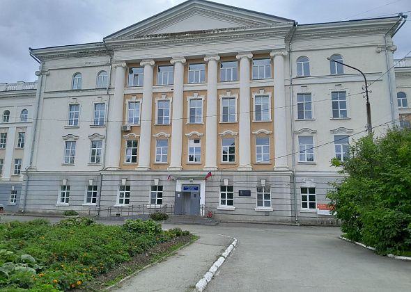 Двоих краснотурьинцев госпитализировали с пневмонией