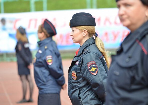 COVID. У полиции появились полномочия штрафовать горожан. В выходные «усилят контроль»