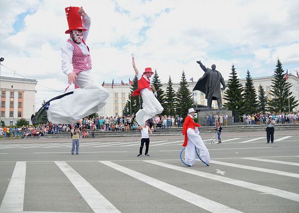 Во время Дня города пройдет дефиле «Двойная радость» 