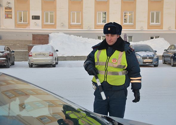 Девятикласника на площади сбила женщина-водитель, поздно заметившая пешехода