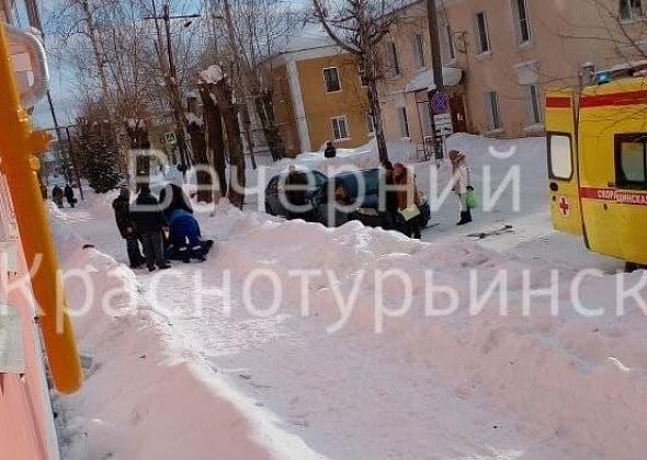 «Удалили почку и селезенку». С крыши четырехэтажного  дома упал мужчина