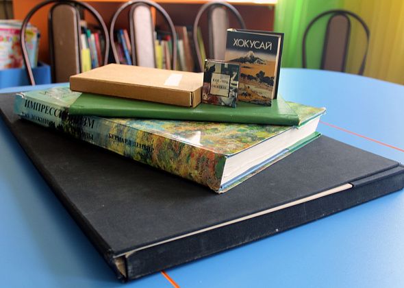 Нестандартные книги: рассказываем, какие сокровища хранятся в городской библиотеке 
