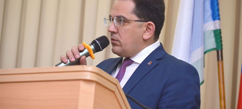 «Встречи не связаны с грядущими выборами»: мэр встречается с трудовыми коллективами