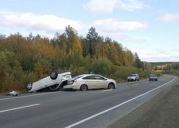 Водитель из Североуральска допустила аварию с пострадавшими и  опрокидыванием на крышу