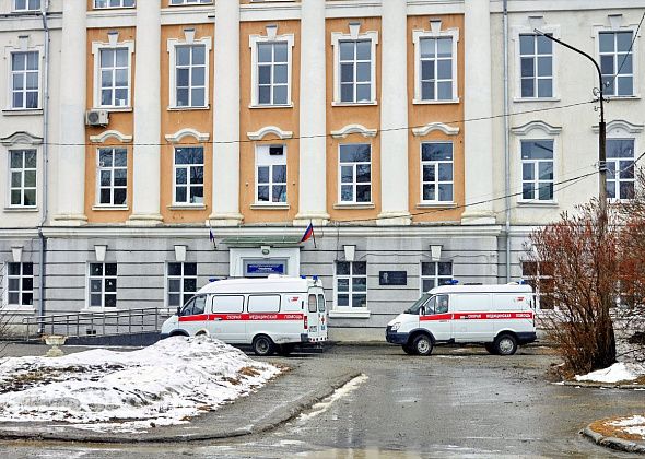 Главврач выступил с предложениями о том, как привлечь в ГБ новые кадры. Мэр попросил конкретики