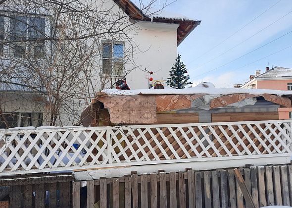 Управляющая компания потребовала от горожанина снести самострой по Колхозной